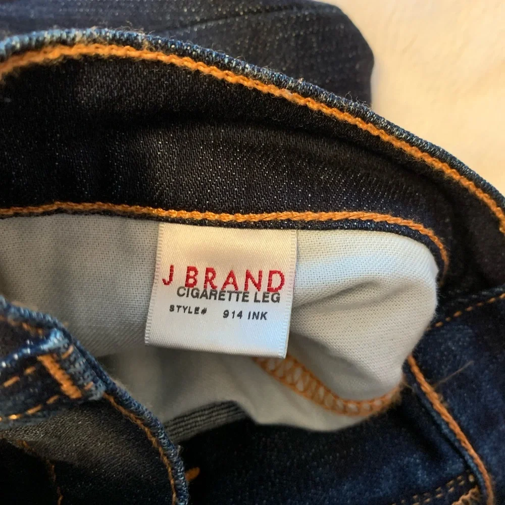 J BRAND darker ladies cigarette leg blue jeans style 914 Ink Size 26 LNW…